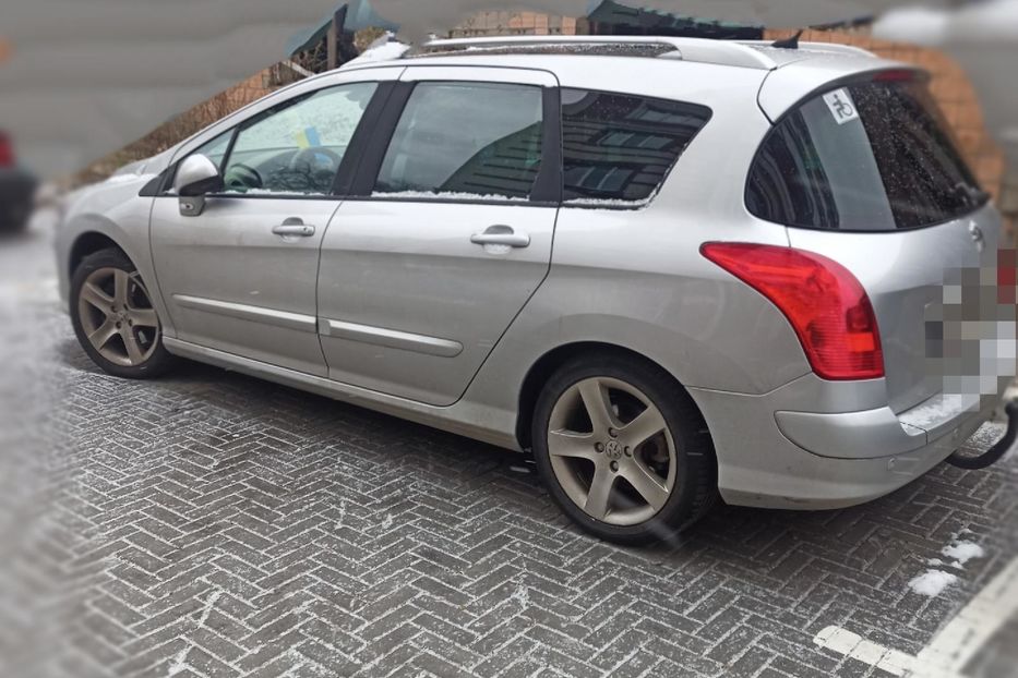 Продам Peugeot 308 2008 года в г. Гостомель, Киевская область