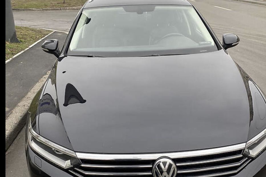 Продам Volkswagen Passat B8 2018 года в Киеве