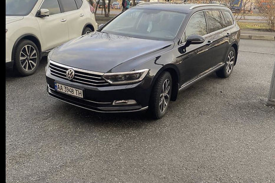 Продам Volkswagen Passat B8 2018 года в Киеве