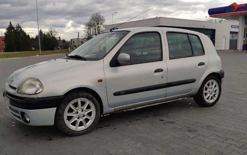 Продам Renault Clio розмитнення 937$ 2000 года в Киеве