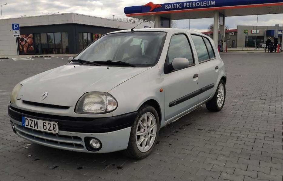 Продам Renault Clio розмитнення 937$ 2000 года в Киеве