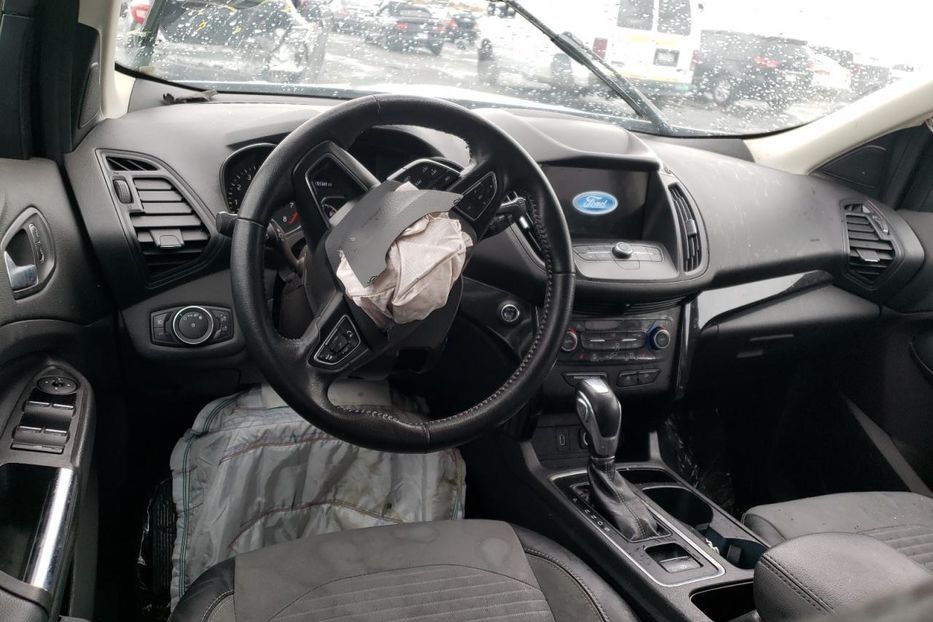 Продам Ford Escape SE 2019 года в Львове