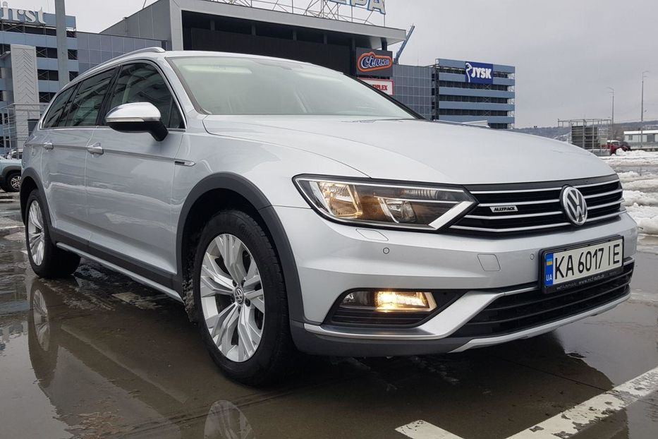 Продам Volkswagen Passat Alltrack 2016 года в Киеве