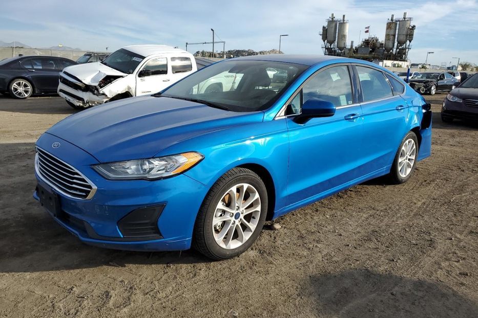 Продам Ford Fusion SE 2020 года в Луцке