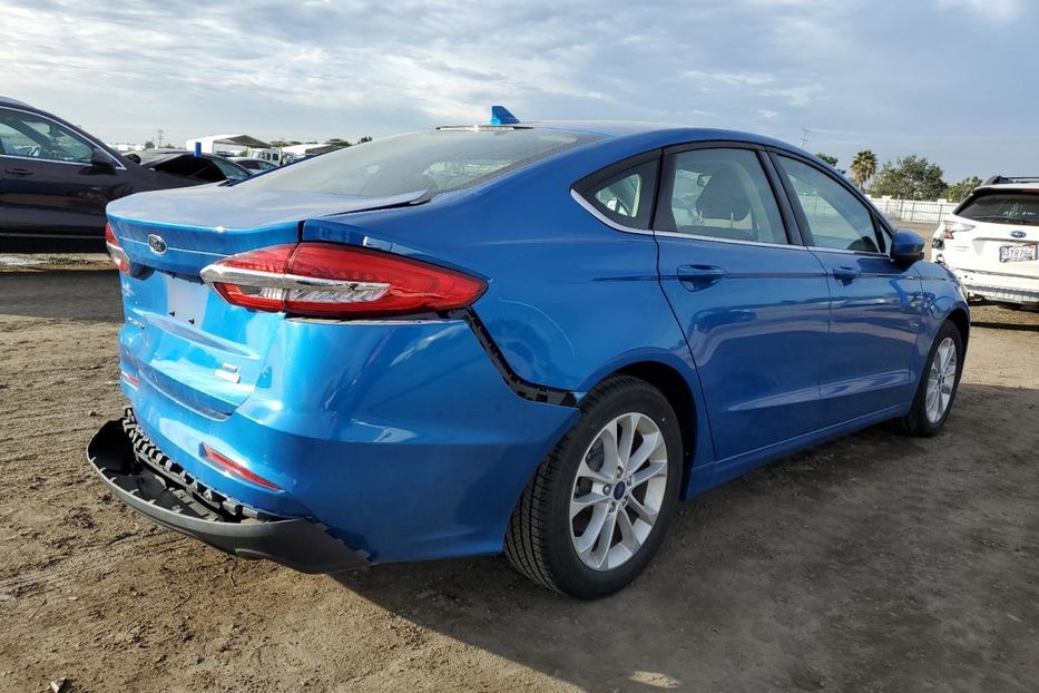 Продам Ford Fusion SE 2020 года в Луцке