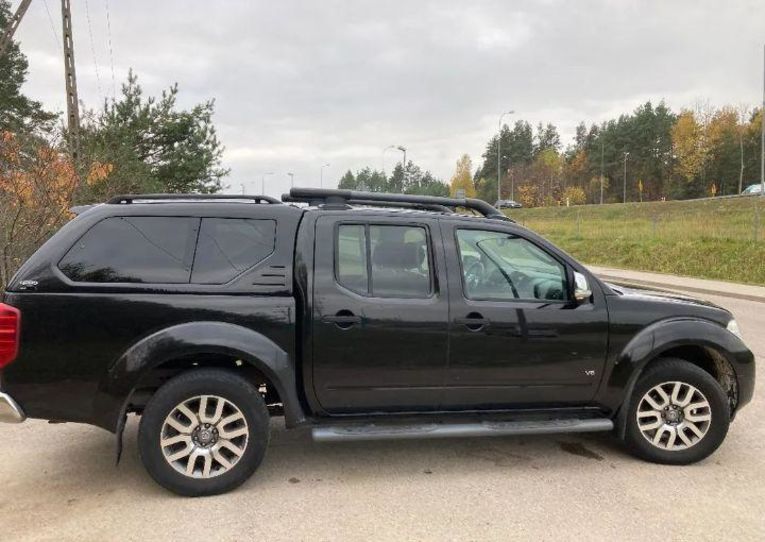 Продам Nissan Navara 2011 года в г. Кривой Рог, Днепропетровская область