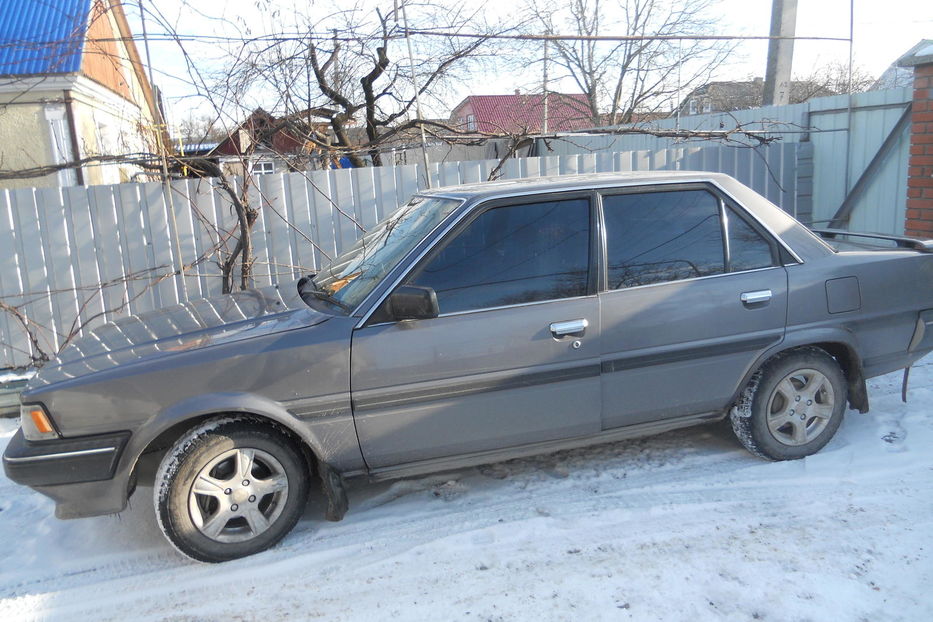 Продам Toyota Carina 1985 года в г. Каменец-Подольский, Хмельницкая область