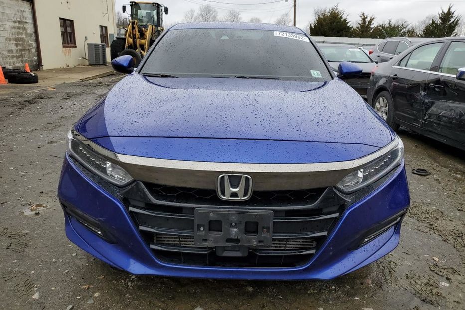 Продам Honda Accord Sport 2018 года в Киеве