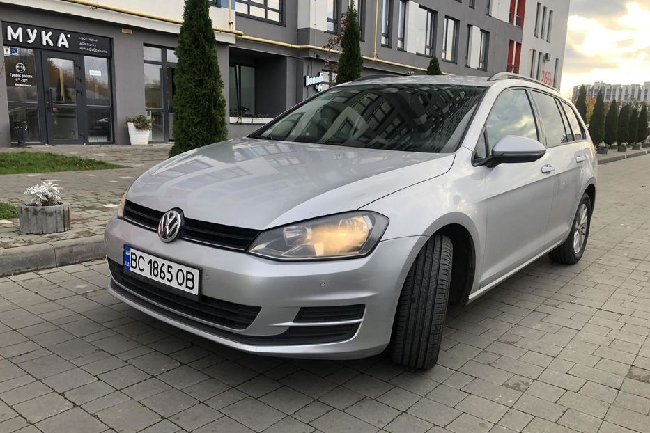 Продам Volkswagen Golf VII 2013 года в г. Трускавец, Львовская область
