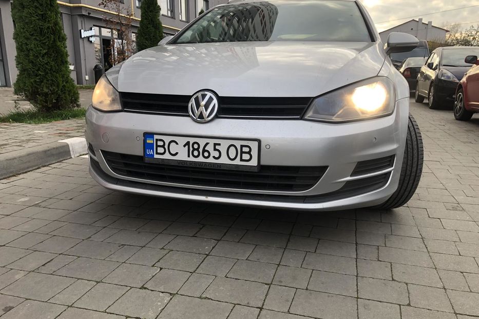 Продам Volkswagen Golf VII 2013 года в г. Трускавец, Львовская область