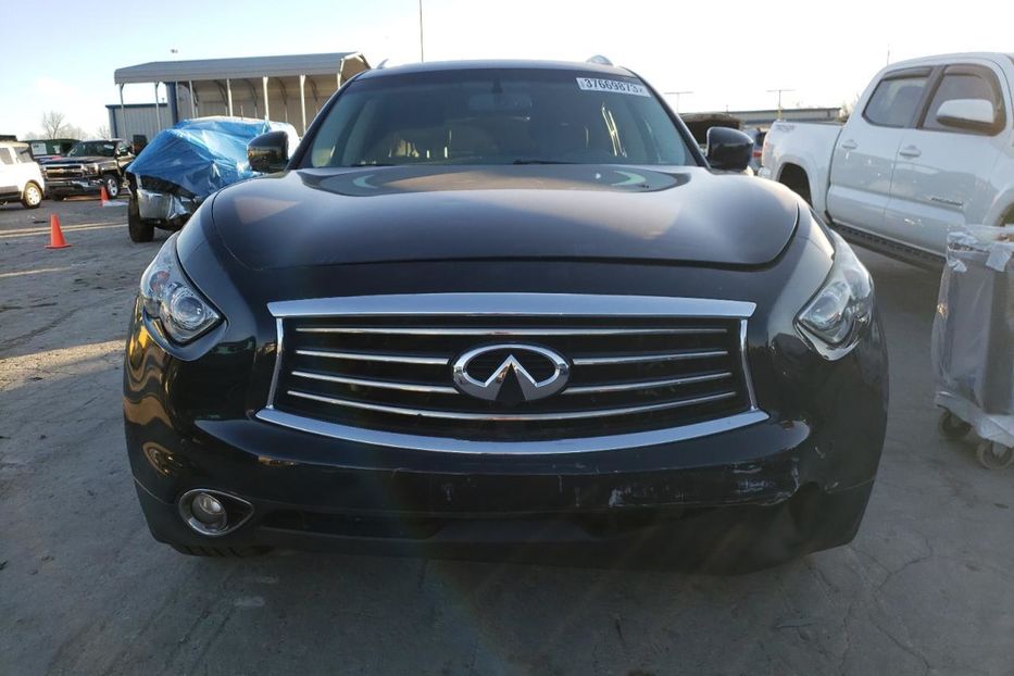 Продам Infiniti FX 2013 года в Харькове