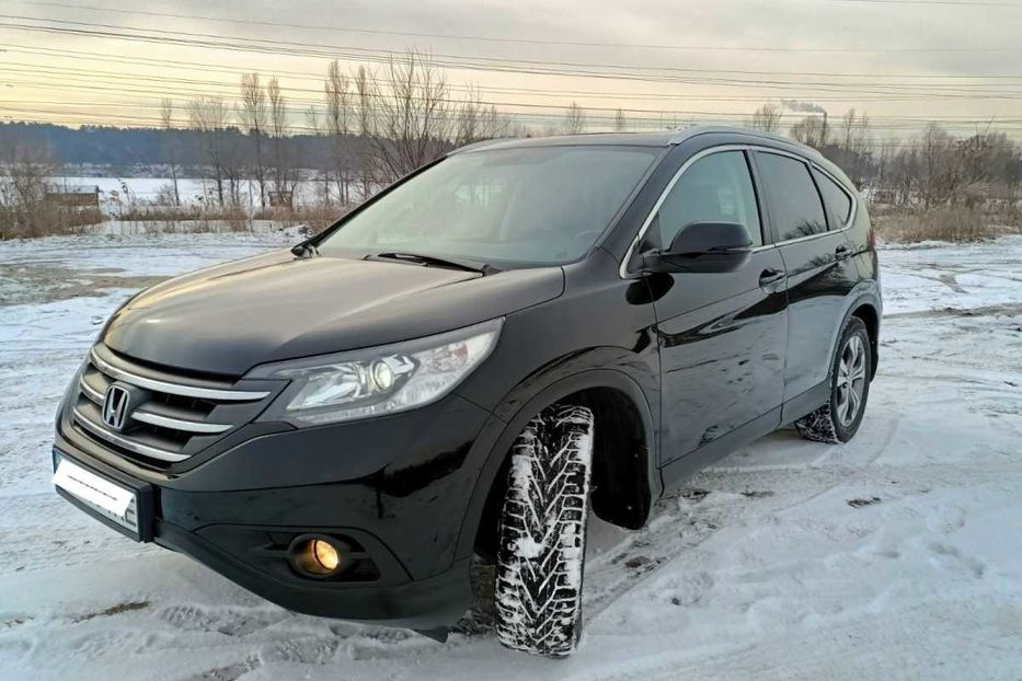 Продам Honda CR-V XLE 2013 года в Киеве
