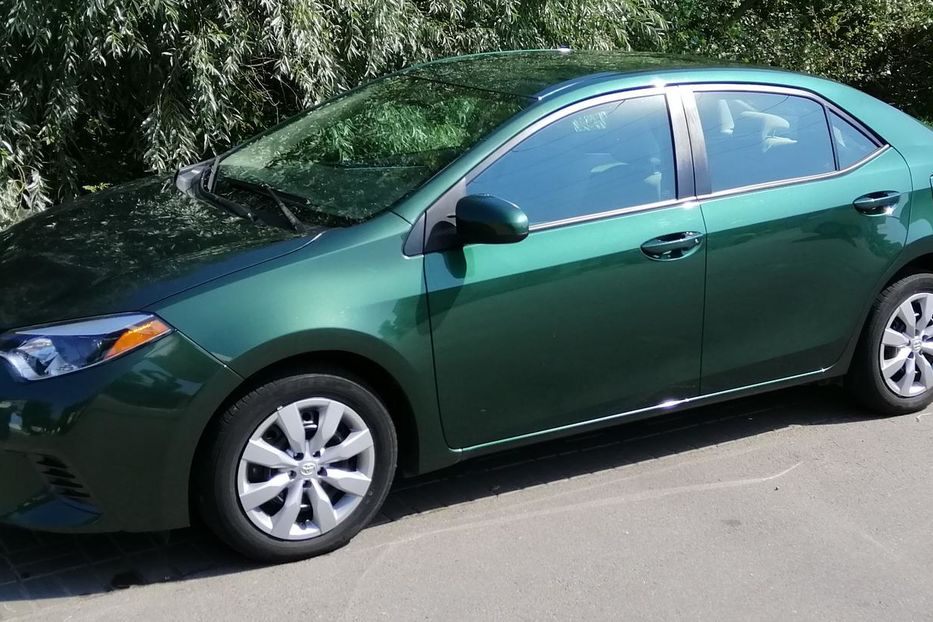 Продам Toyota Corolla 2015 года в Киеве