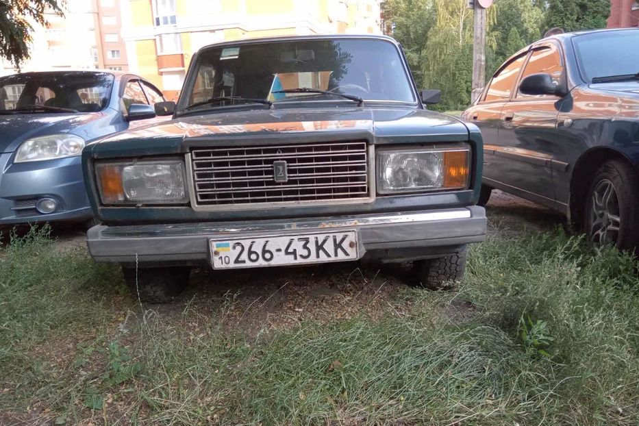Продам ВАЗ 2107 2001 года в Чернигове