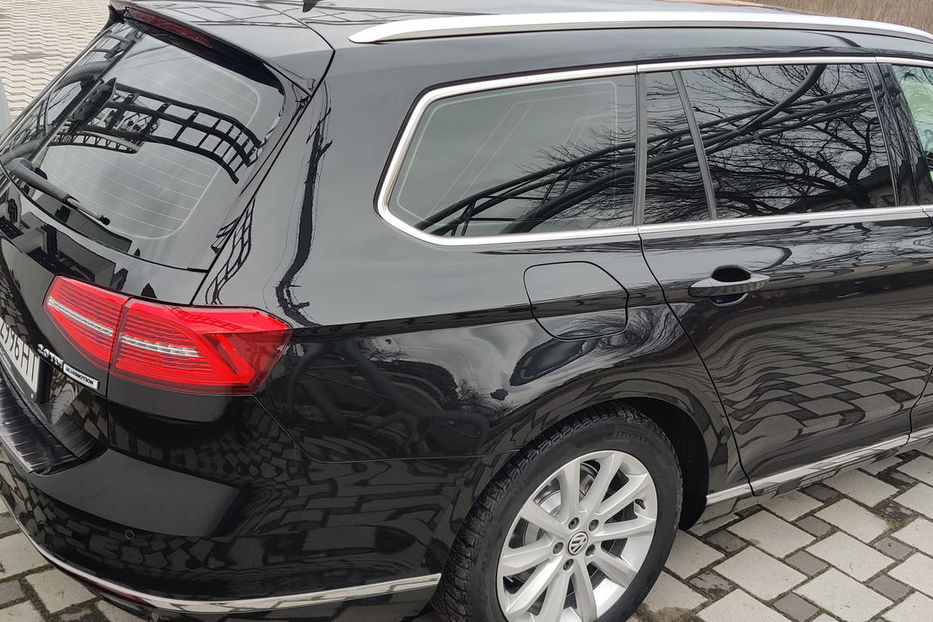 Продам Volkswagen Passat B8 Highline 2015 года в Киеве