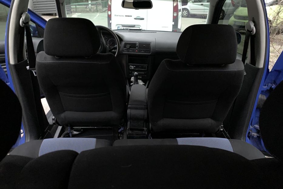 Продам Volkswagen Golf IV MPI 2.0 (115 л.с.), MT 2000 года в Киеве