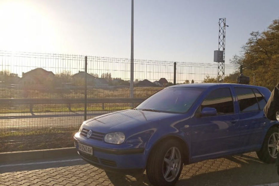 Продам Volkswagen Golf IV MPI 2.0 (115 л.с.), MT 2000 года в Киеве