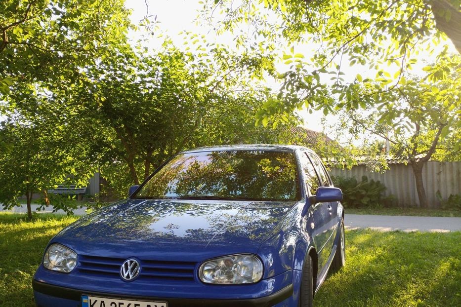 Продам Volkswagen Golf IV MPI 2.0 (115 л.с.), MT 2000 года в Киеве