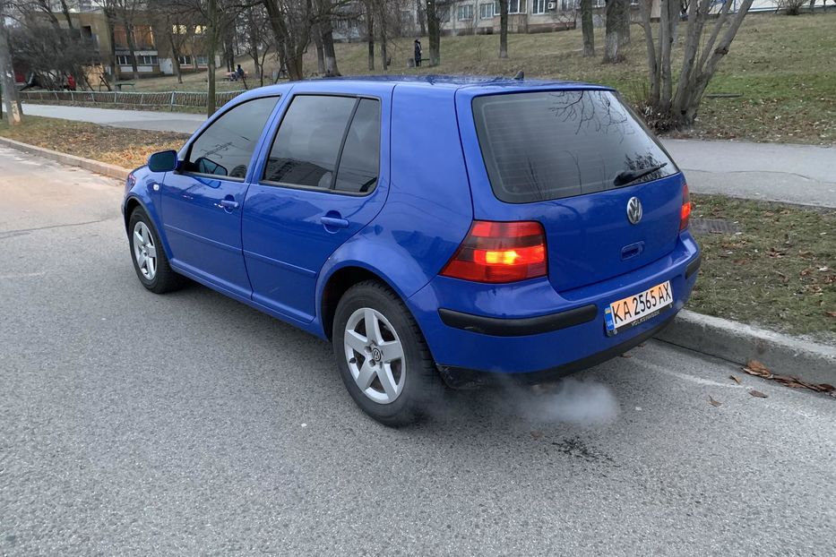 Продам Volkswagen Golf IV MPI 2.0 (115 л.с.), MT 2000 года в Киеве