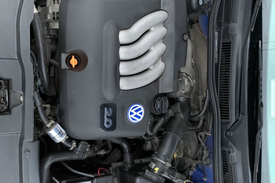 Продам Volkswagen Golf IV MPI 2.0 (115 л.с.), MT 2000 года в Киеве