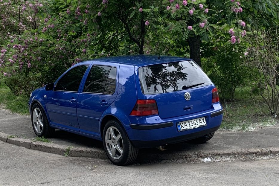 Продам Volkswagen Golf IV MPI 2.0 (115 л.с.), MT 2000 года в Киеве
