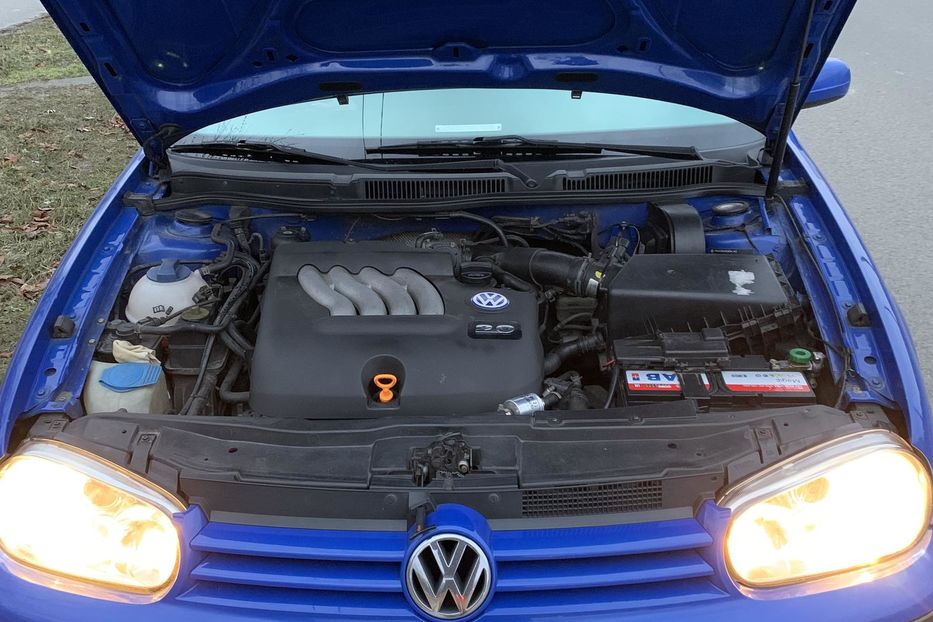 Продам Volkswagen Golf IV MPI 2.0 (115 л.с.), MT 2000 года в Киеве