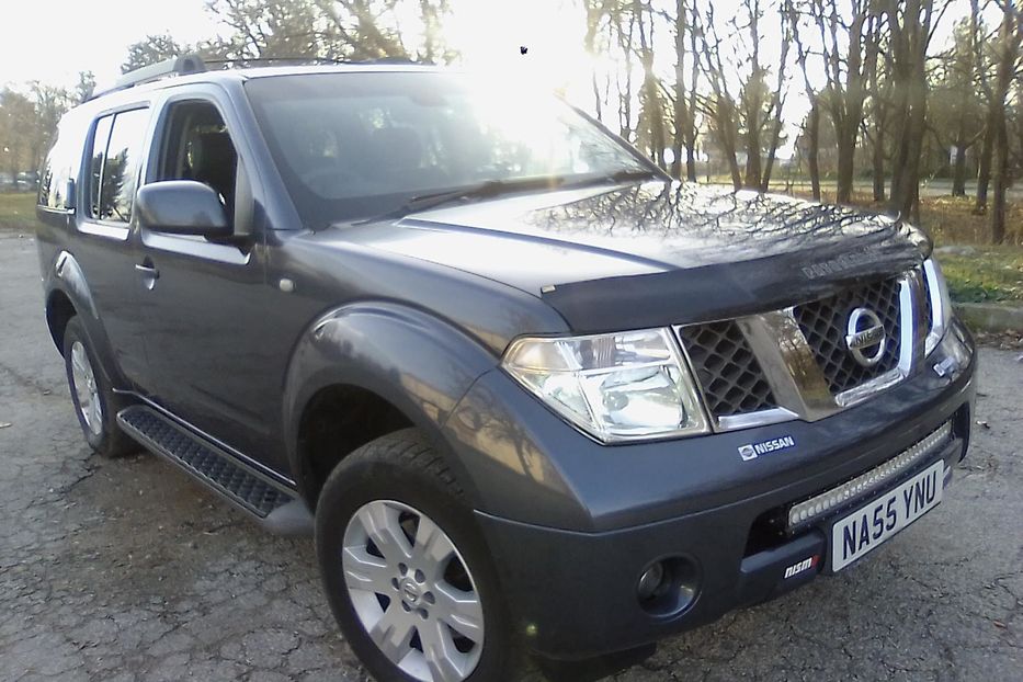 Продам Nissan Pathfinder 2.5dci SE  2007 года в Киеве