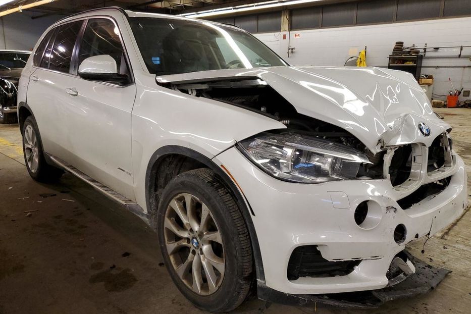 Продам BMW X5 2016 года в Киеве