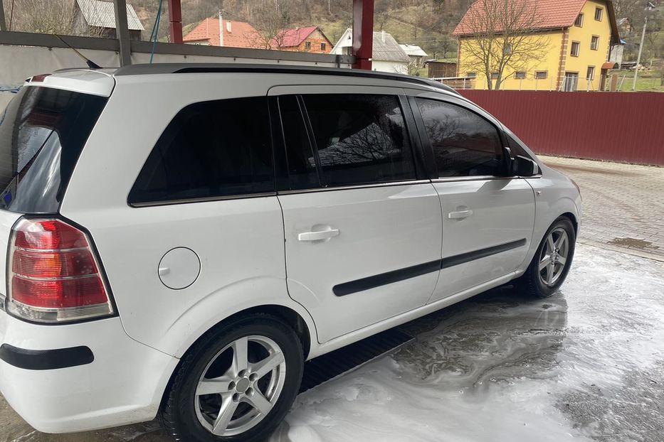 Продам Opel Zafira 2007 года в г. Рахов, Закарпатская область