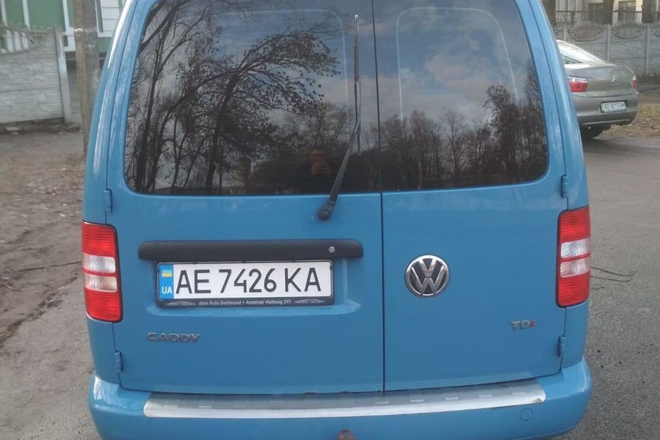 Продам Volkswagen Caddy пасс. Maxi 2013 года в Днепре