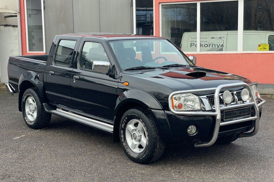 Продам Nissan Navara Nissan Navara D22 2.5 TD 2005 года в Днепре
