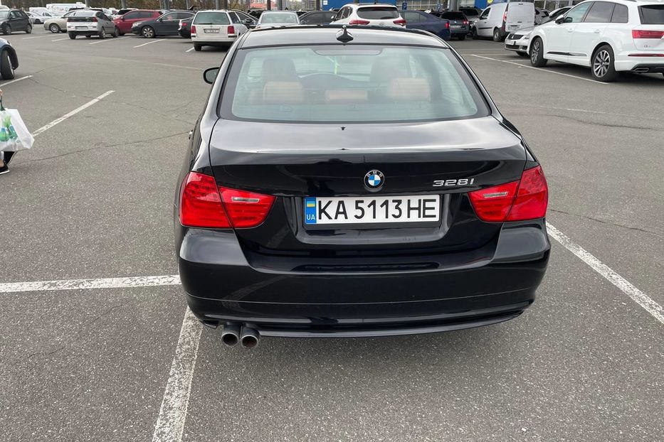 Продам BMW 328 2011 года в Киеве