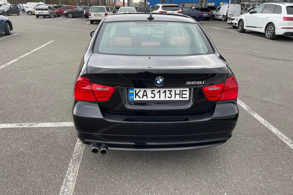 Продам BMW 328 2011 года в Киеве