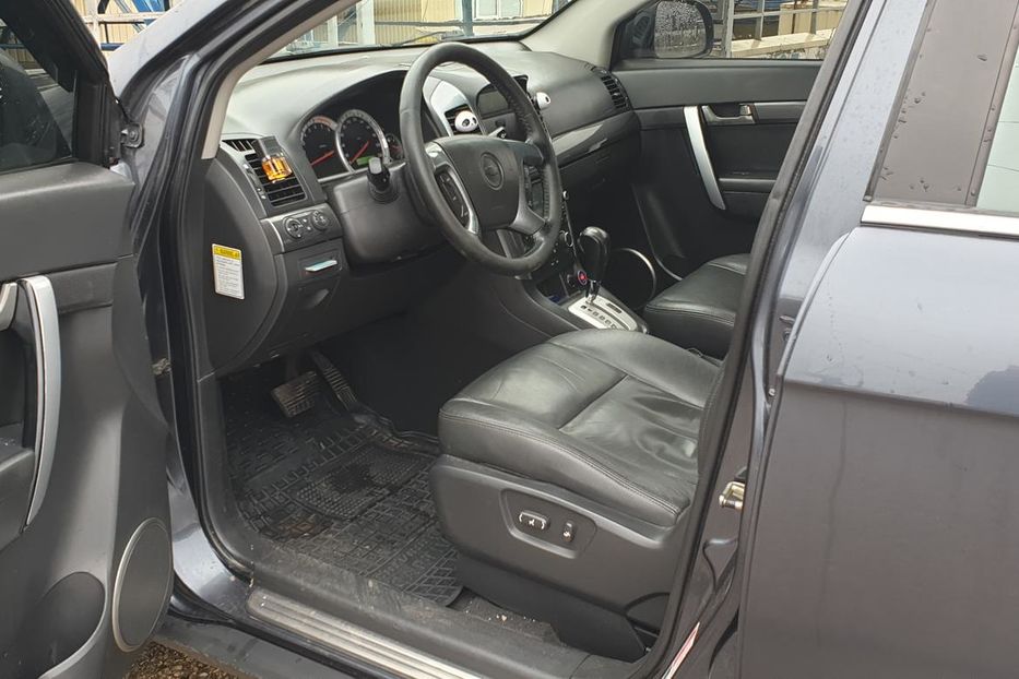 Продам Chevrolet Captiva 2007 года в Харькове