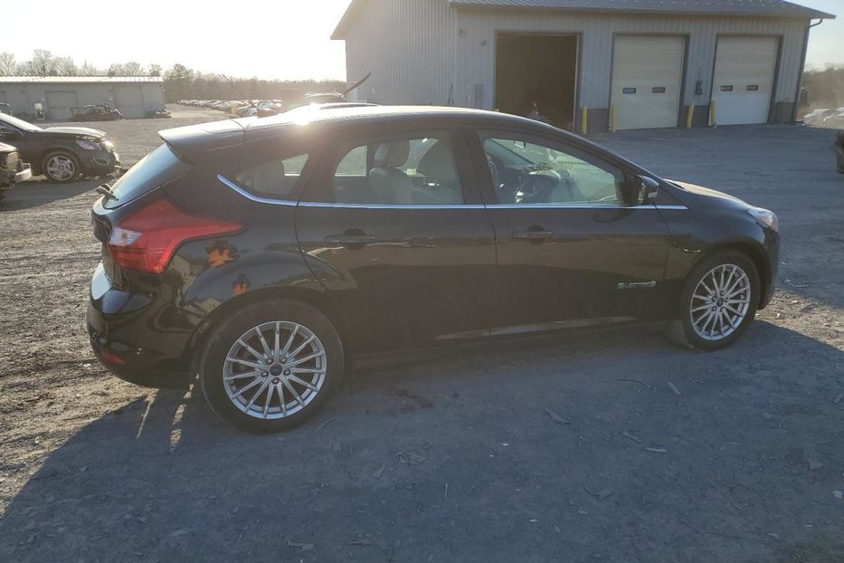 Продам Ford Focus BEV 2014 года в Киеве