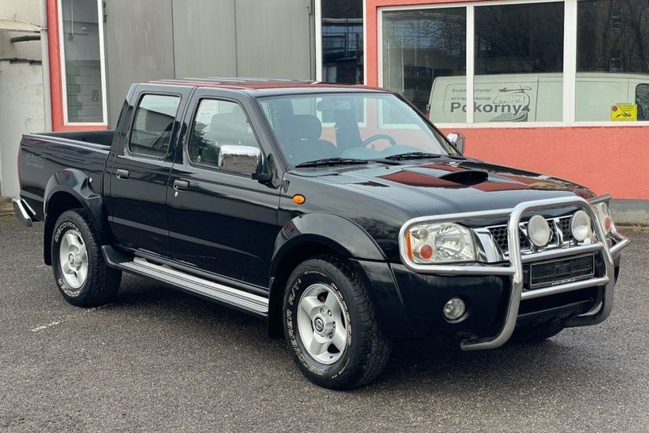 Продам Nissan Navara Nissan Navara D22 2.5 TD Doubl 2005 года в Днепре