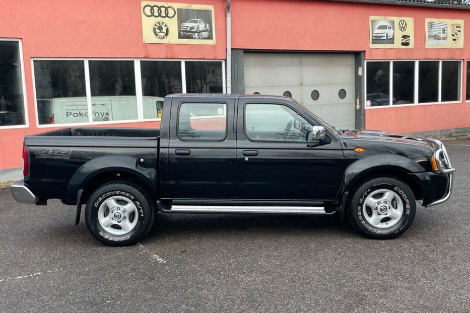 Продам Nissan Navara Nissan Navara D22 2.5 TD Doubl 2005 года в Днепре