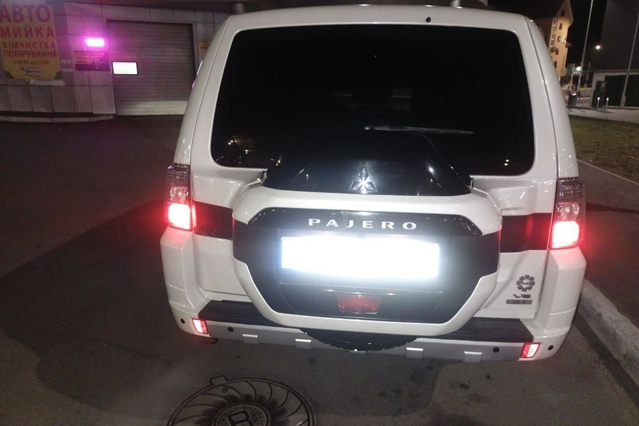 Продам Mitsubishi Pajero Wagon 2016 года в Киеве