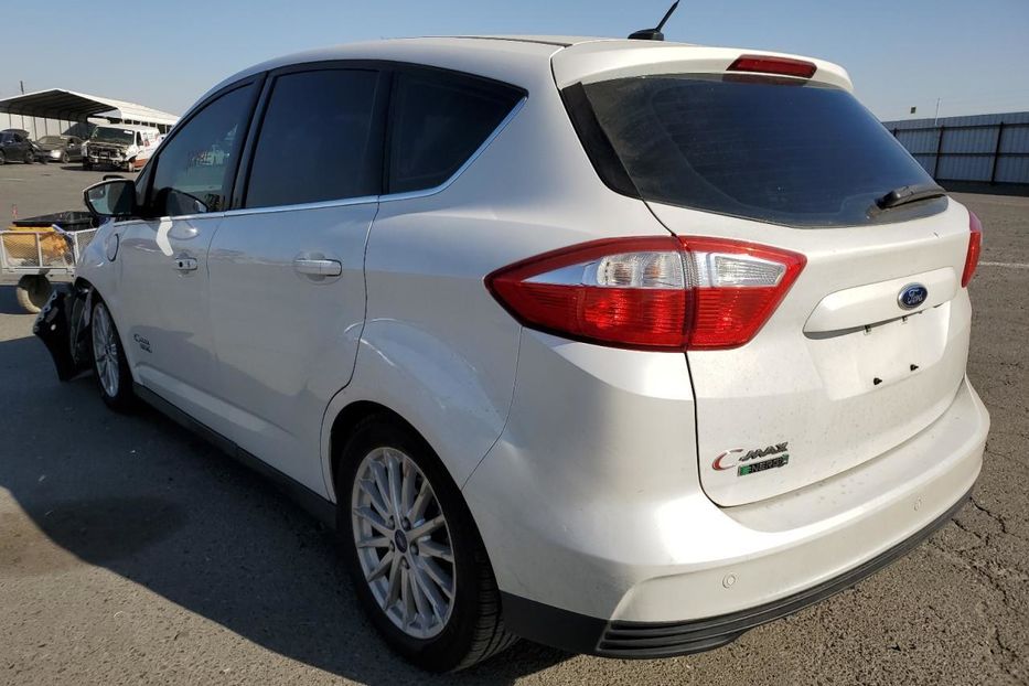 Продам Ford C-Max Premium Plus 2016 года в Луцке