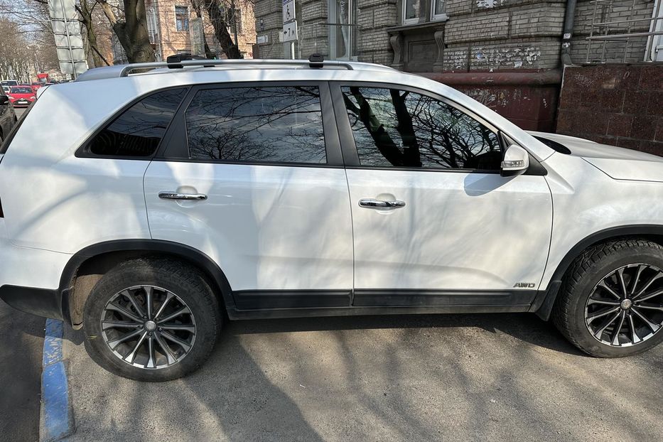 Продам Kia Sorento 2014 года в Днепре