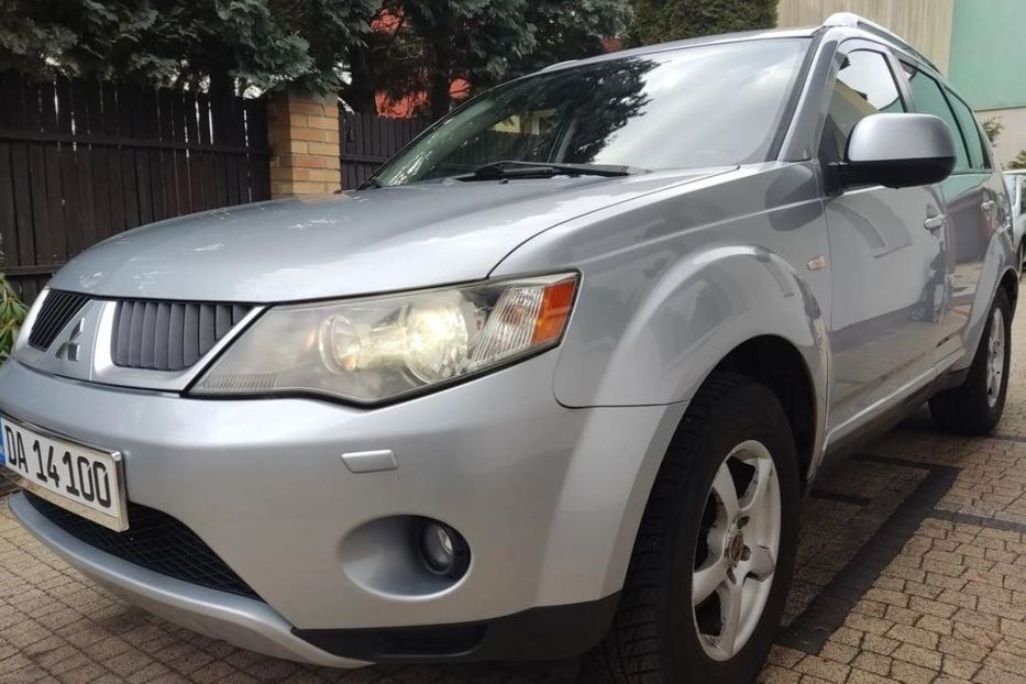 Продам Mitsubishi Outlander Внедорожних 4х4 2006 года в г. Покровск, Донецкая область