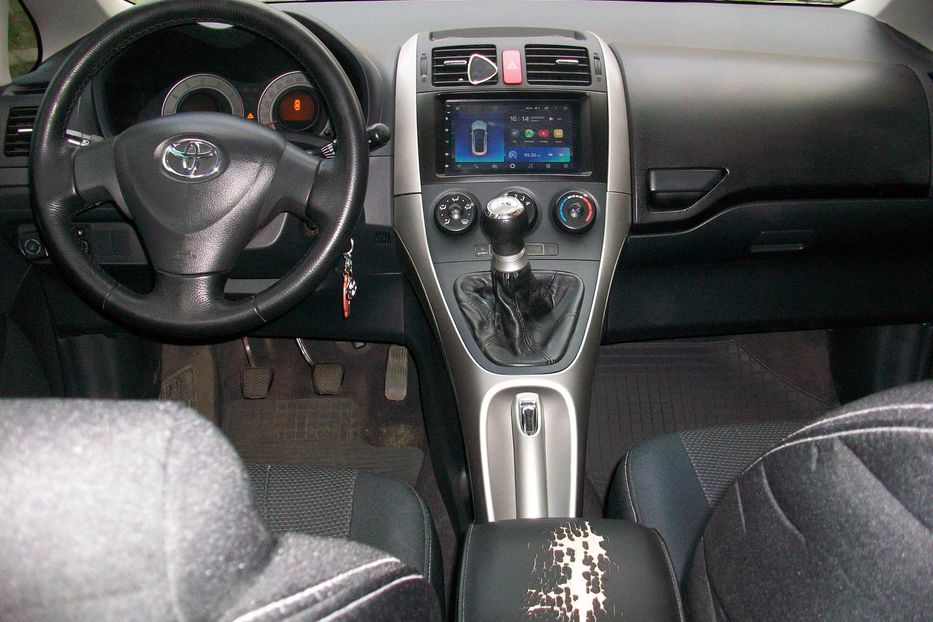 Продам Toyota Auris 2008 года в Киеве