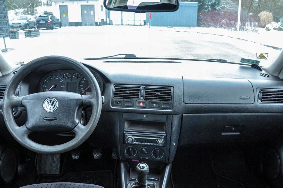 Продам Volkswagen Golf IV 2001 года в Харькове