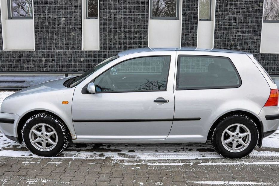 Продам Volkswagen Golf IV 2001 года в Харькове