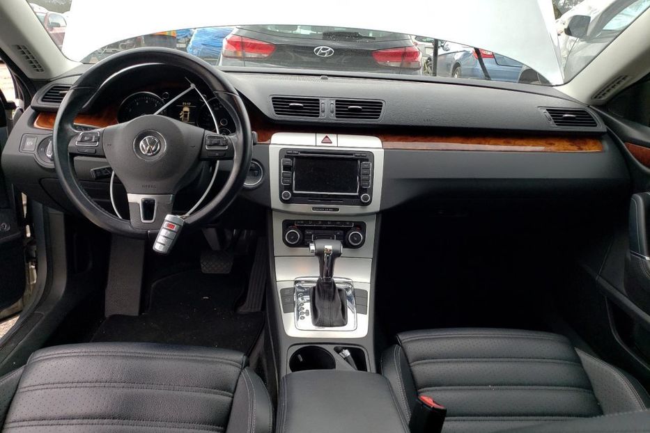 Продам Volkswagen Passat CC Luxury 2011 года в Киеве