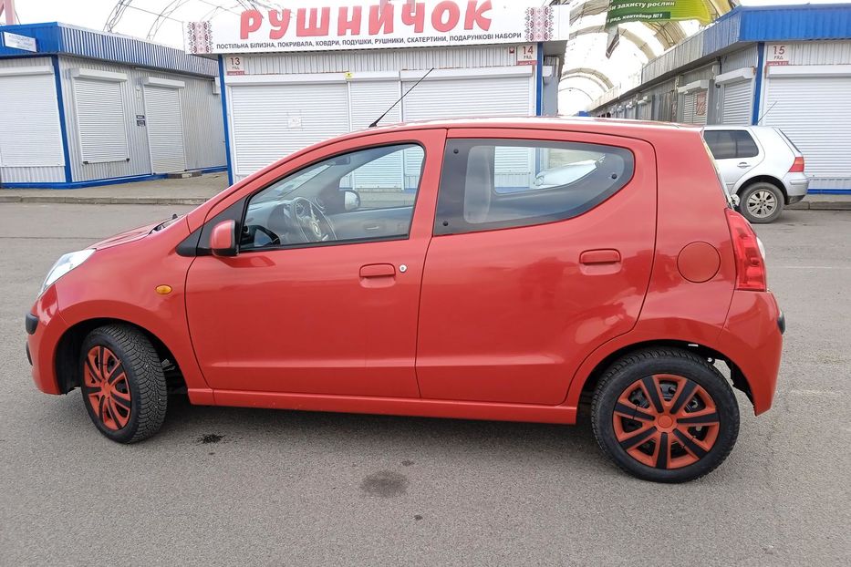 Продам Nissan Pixo хетчбек 2009 года в Луцке