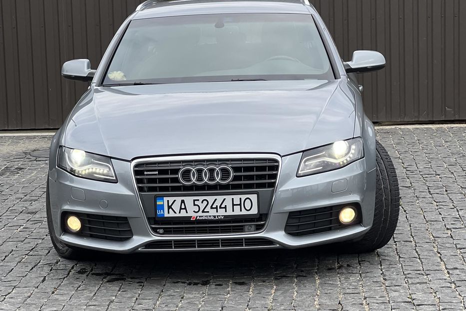 Продам Audi A4 B8 Quattro S-line 2011 года в Киеве