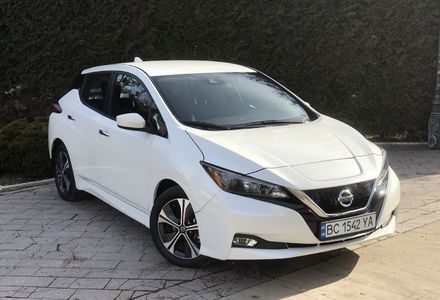 Продам Nissan Leaf SV 2022 года в г. Жолква, Львовская область