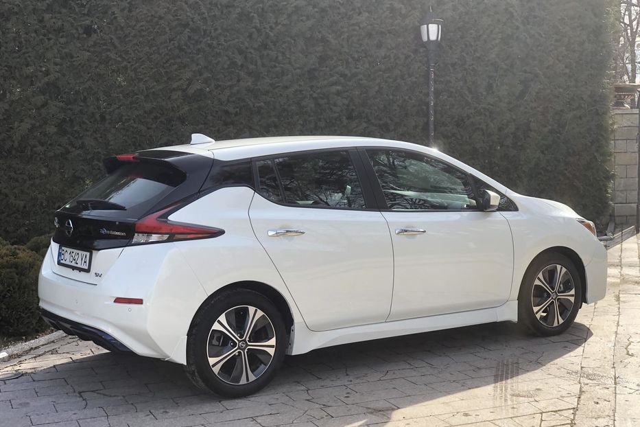 Продам Nissan Leaf SV 2022 года в г. Жолква, Львовская область