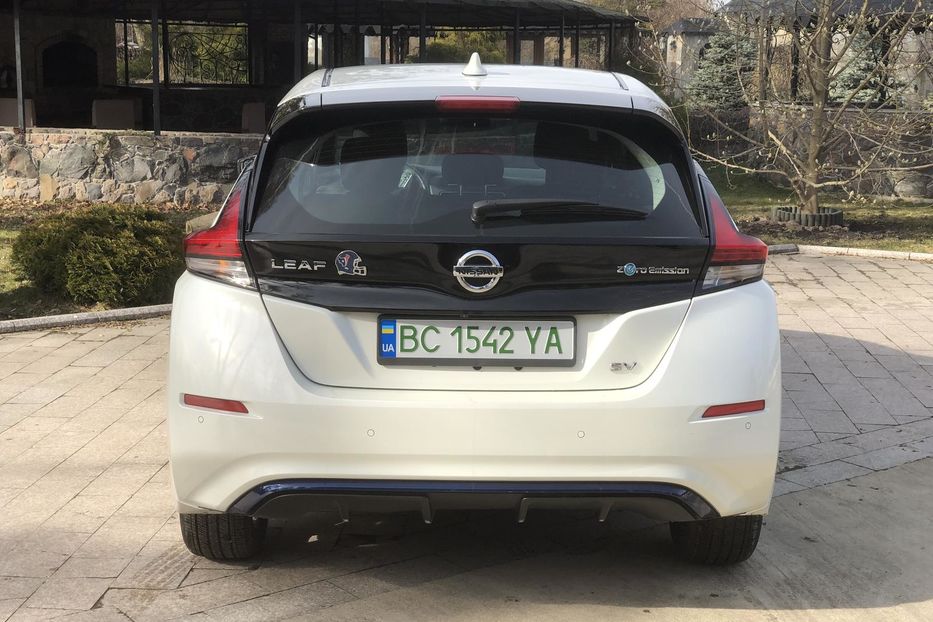 Продам Nissan Leaf SV 2022 года в г. Жолква, Львовская область